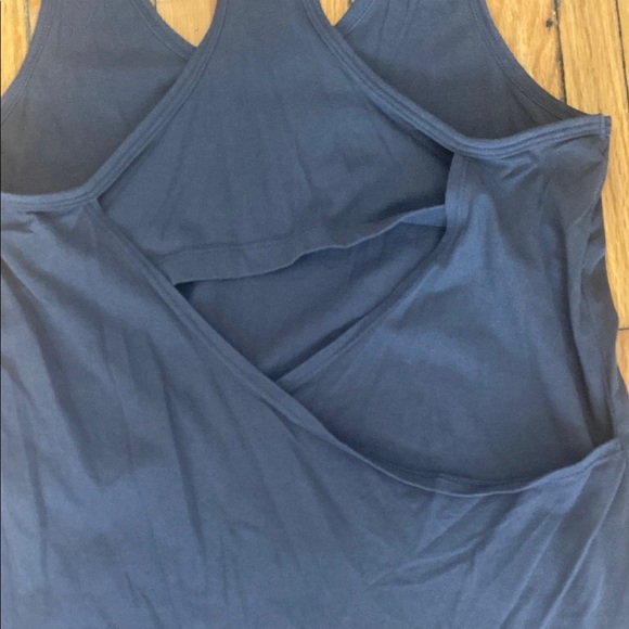 Fabletics Women's Gray Tank Top with Back Keyhole size Small Bundle 4/$24 Sale - Picture 5 of 5